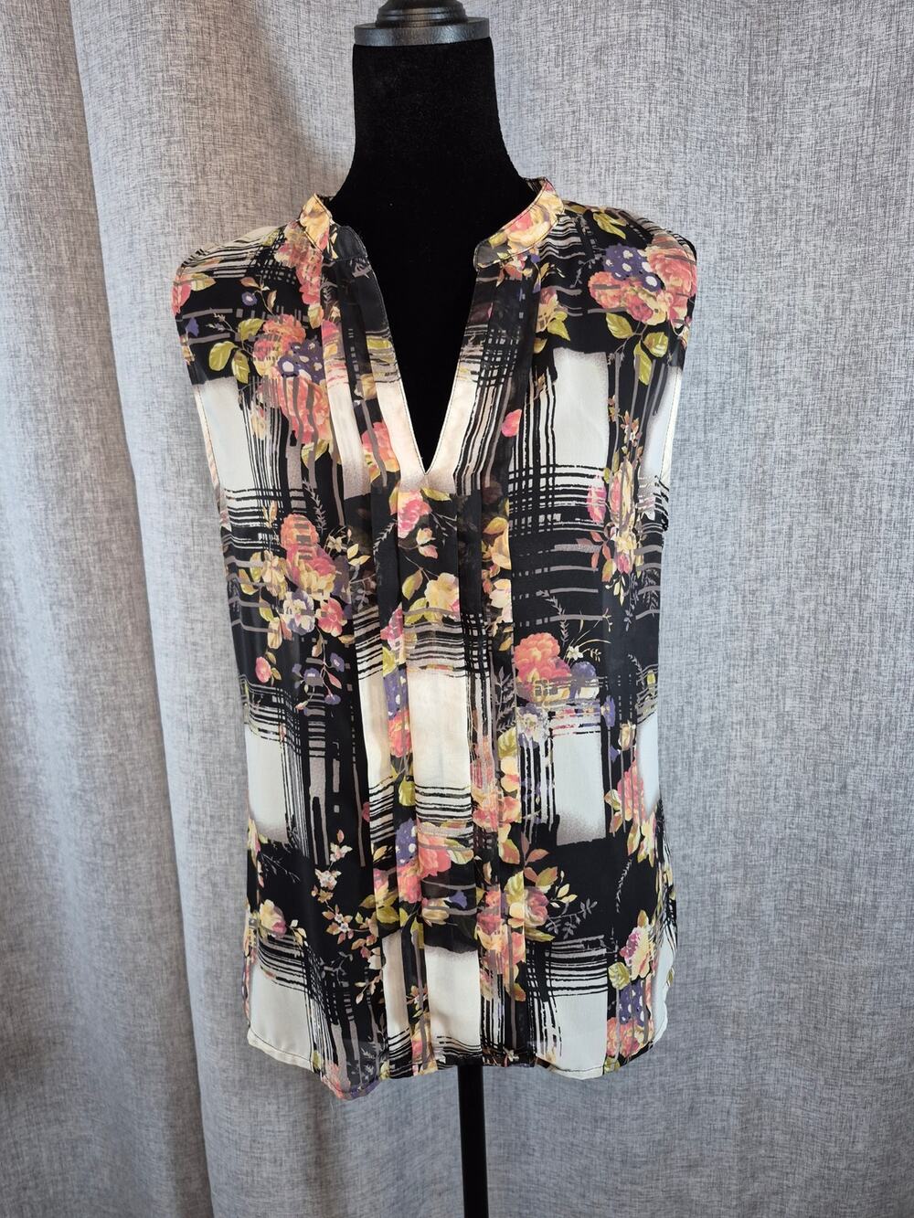 Pixley Floral Plaid Sleeveless Blouse Size S Black Sheer V-Neck Tank Top